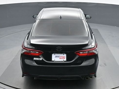 Used 2024 Toyota Camry SE w/ Convenience Package image 20