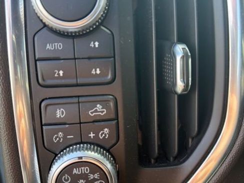 Used 2020 GMC Sierra 2500 Denali w/ Denali Ultimate Package image 20