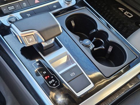 Used 2022 Audi Q7 Premium Plus image 30