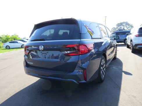Used 2026 Honda Odyssey EX-L image 6