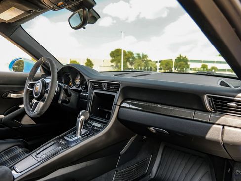 Used 2016 Porsche 911 GT3 RS RWD image 41