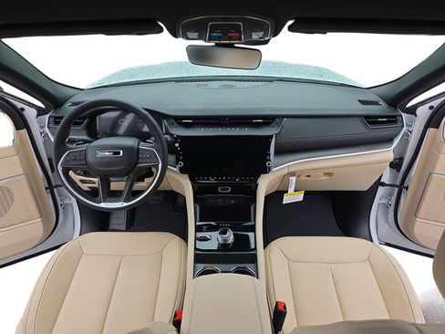 New 2026 Jeep Grand Cherokee Limited AWD/4WD image 9