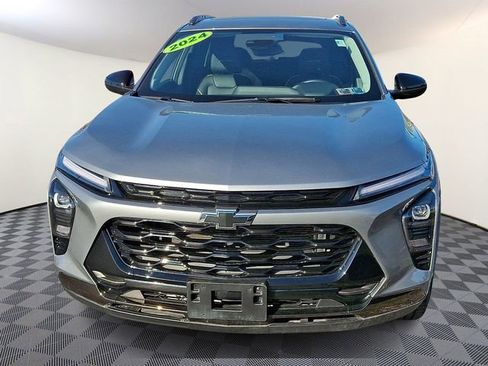 Certified 2024 Chevrolet Trax ACTIV w/ Sunroof Package FWD image 2