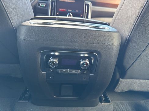 New 2026 GMC Yukon XL Denali image 28