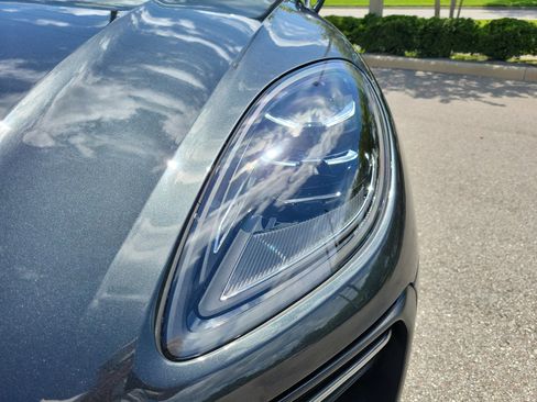 Used 2024 Porsche Macan S AWD/4WD image 9