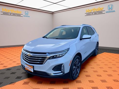 Used 2024 Chevrolet Equinox Premier AWD/4WD image 1