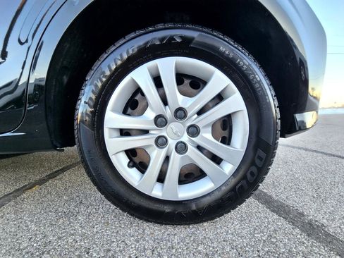 Used 2020 Chevrolet Sonic LT image 30