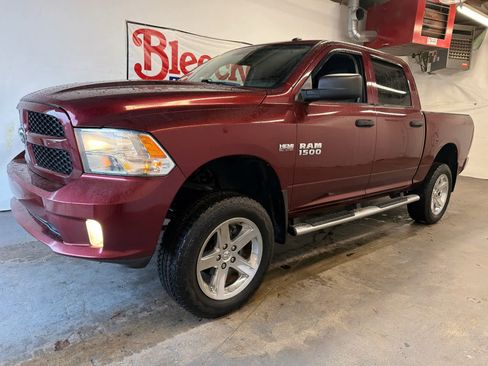 Used 2016 RAM 1500 Express image 2