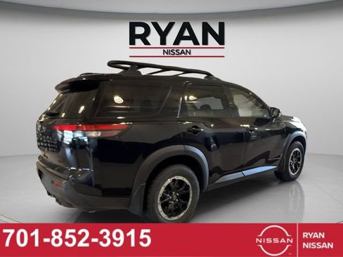 Certified 2023 Nissan Pathfinder Rock Creek image 5
