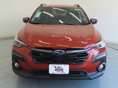 Certified 2025 Subaru Crosstrek 2.5i Limited w/ Crosstrek Mirror Package AWD/4WD image 8