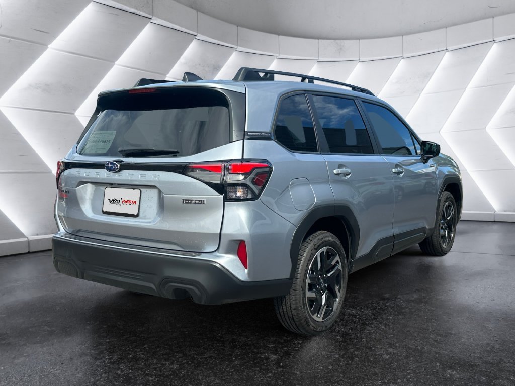 Used 2026 Subaru Forester Premium w/ Premium/Sport Hybrid Package AWD/4WD image 4