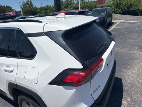 Used 2024 Toyota RAV4 XLE FWD image 7