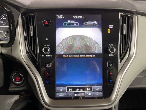 Used 2025 Subaru Outback Premium image 22