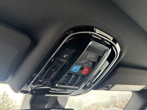 Used 2022 Jeep Grand Cherokee Overland image 22