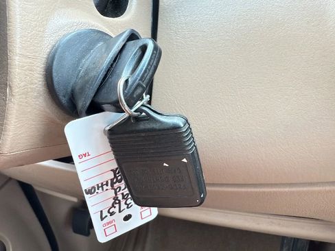 Used 1998 Ford Expedition 4WD image 35