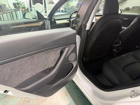 Used 2021 Tesla Model 3 Long Range image 12