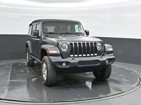 Used 2018 Jeep Wrangler Unlimited Sport S image 6