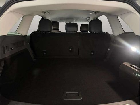 Certified 2026 Lincoln Nautilus Premier w/ Jet Appearance Package AWD/4WD image 25