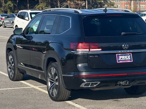 Used 2022 Volkswagen Atlas SEL Premium image 8