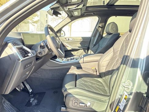 New 2026 BMW X5 xDrive50e w/ Executive Package image 14