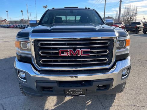 Used 2017 GMC Sierra 2500 SLE w/ SLE Preferred Package image 9