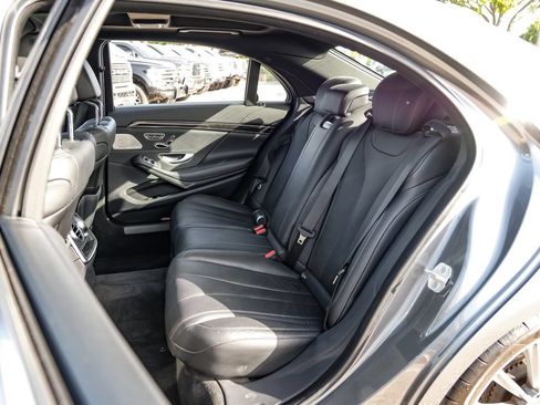 Used 2016 Mercedes-Benz S 550 Sedan image 34