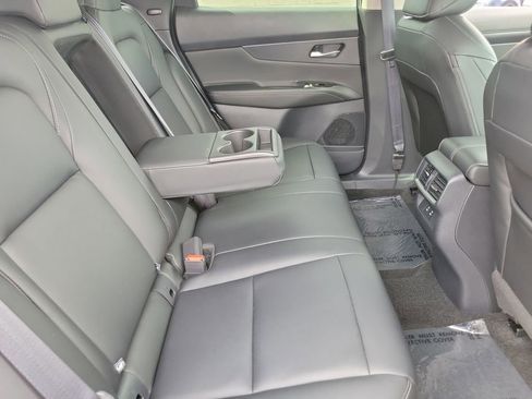 Used 2025 Nissan Murano SV AWD/4WD image 21