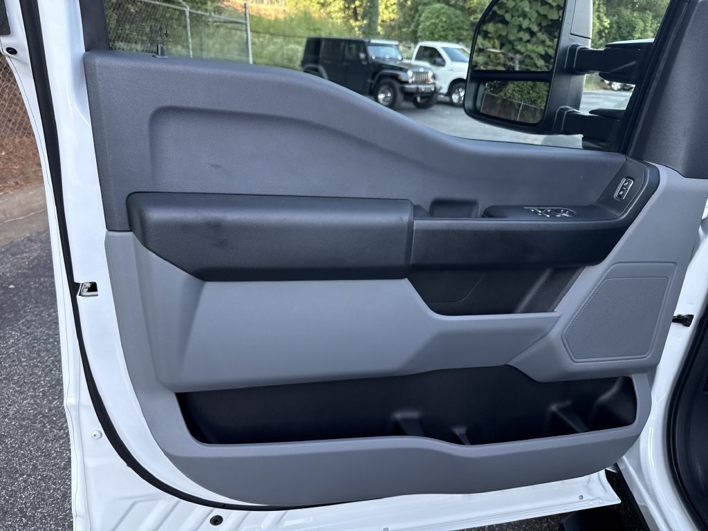 New 2026 Ford F350 XL w/ 360-Degree Camera Package RWD image 10