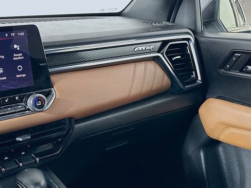 Used 2023 GMC Canyon AT4 w/ AT4 Premium Package image 21