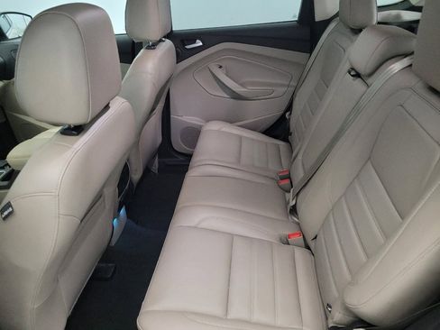 Used 2017 Ford Escape Titanium image 18