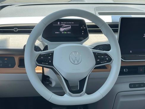 Certified 2025 Volkswagen ID. Buzz 1st Edition RWD image 9