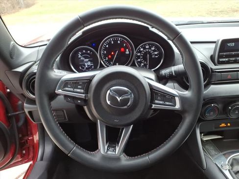 Used 2016 MAZDA MX-5 Miata Sport image 18
