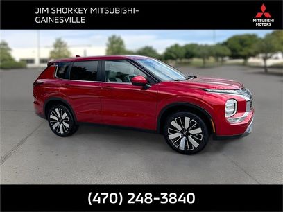 New 2025 Mitsubishi Outlander SE