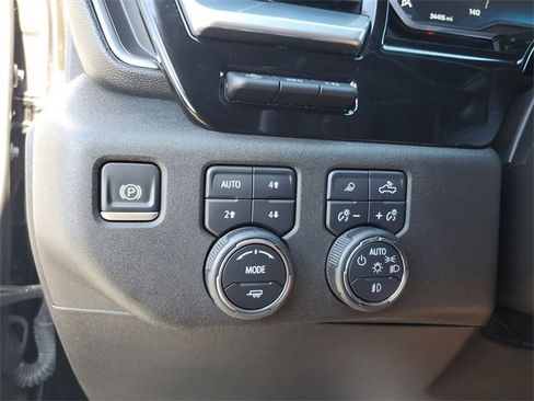 Used 2022 Chevrolet Silverado 1500 High Country w/ High Country Premium Package image 30