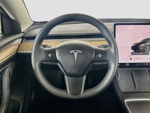 Used 2023 Tesla Model 3 Standard Range RWD image 17