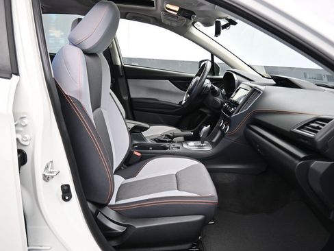 Used 2023 Subaru Crosstrek 2.0i Premium image 40