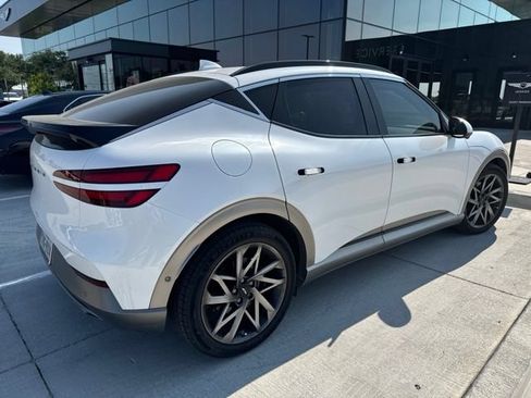 Used 2023 Genesis GV60 Advanced AWD/4WD image 3