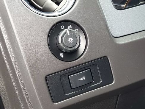 Used 2012 Ford F150 XLT w/ XLT Chrome Pkg AWD/4WD image 12