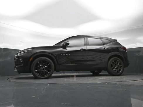 Used 2023 Chevrolet Blazer LT w/ Sound & Technology Package FWD image 30