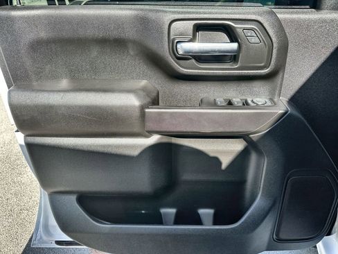 Certified 2024 Chevrolet Silverado 2500 Custom image 22