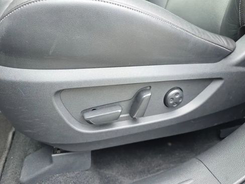 Used 2022 INFINITI QX50 Luxe w/ Cargo Package image 15