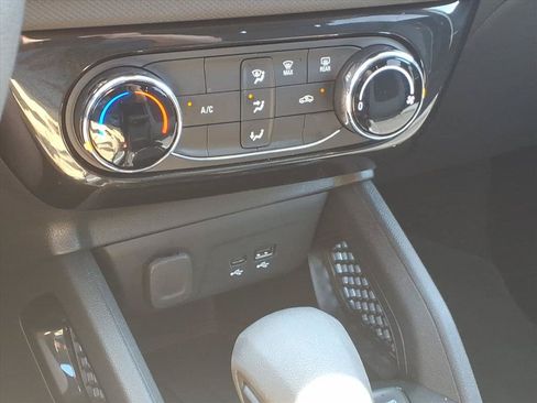 Certified 2025 Chevrolet TrailBlazer LT AWD/4WD image 18