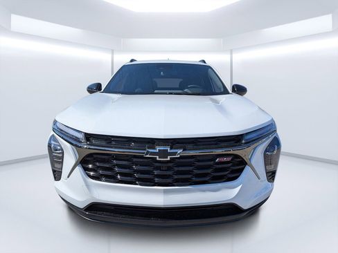 New 2026 Chevrolet Trax RS w/ Driver Confidence Package image 8