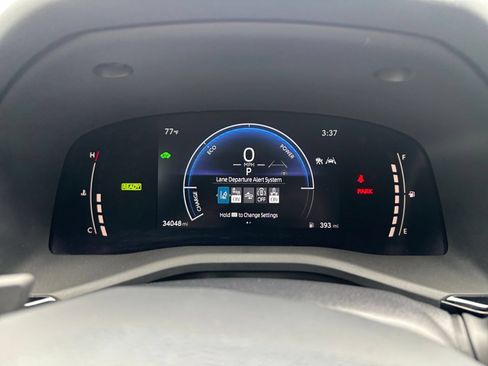 Used 2026 Toyota Camry SE FWD image 40