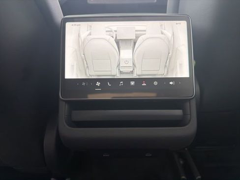 Used 2026 Tesla Model Y Long Range image 15
