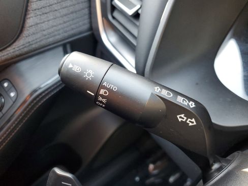 Certified 2023 Nissan Rogue SV image 20