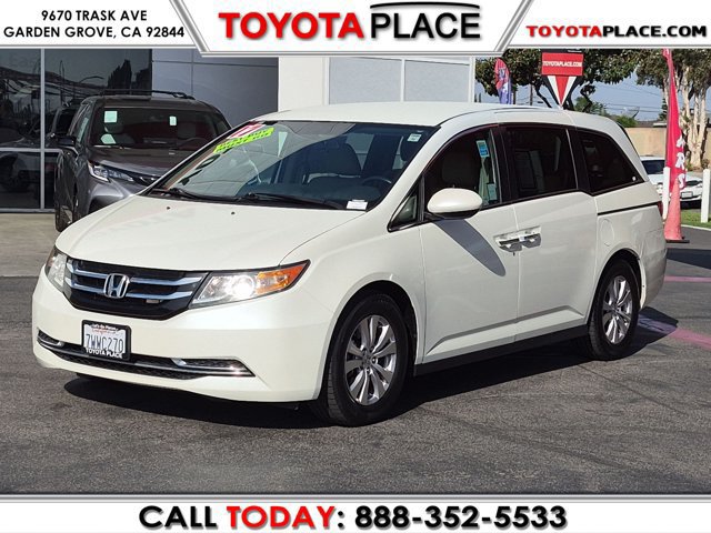Used 2017 Honda Odyssey EX image 1