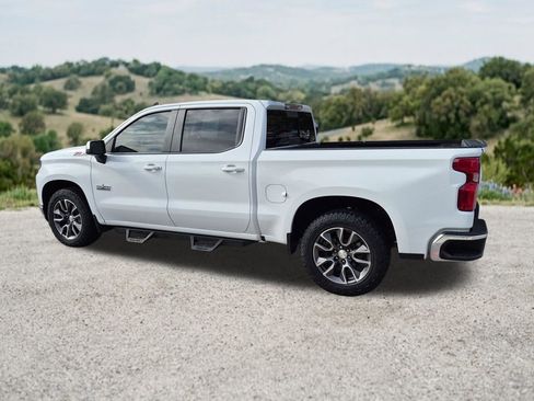 Used 2019 Chevrolet Silverado 1500 LT w/ Texas Edition AWD/4WD image 7