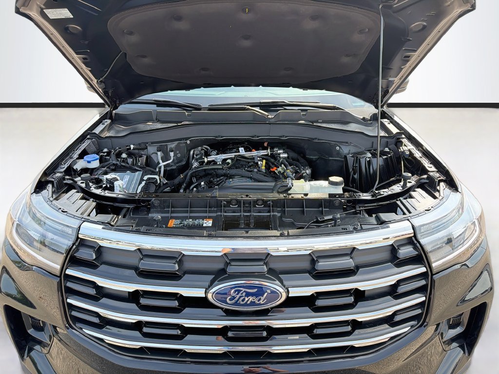 Used 2026 Ford Explorer Active w/ Active Comfort Package AWD/4WD image 34