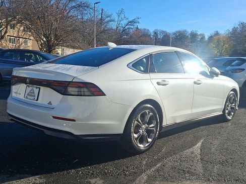 Certified 2023 Honda Accord EX image 6